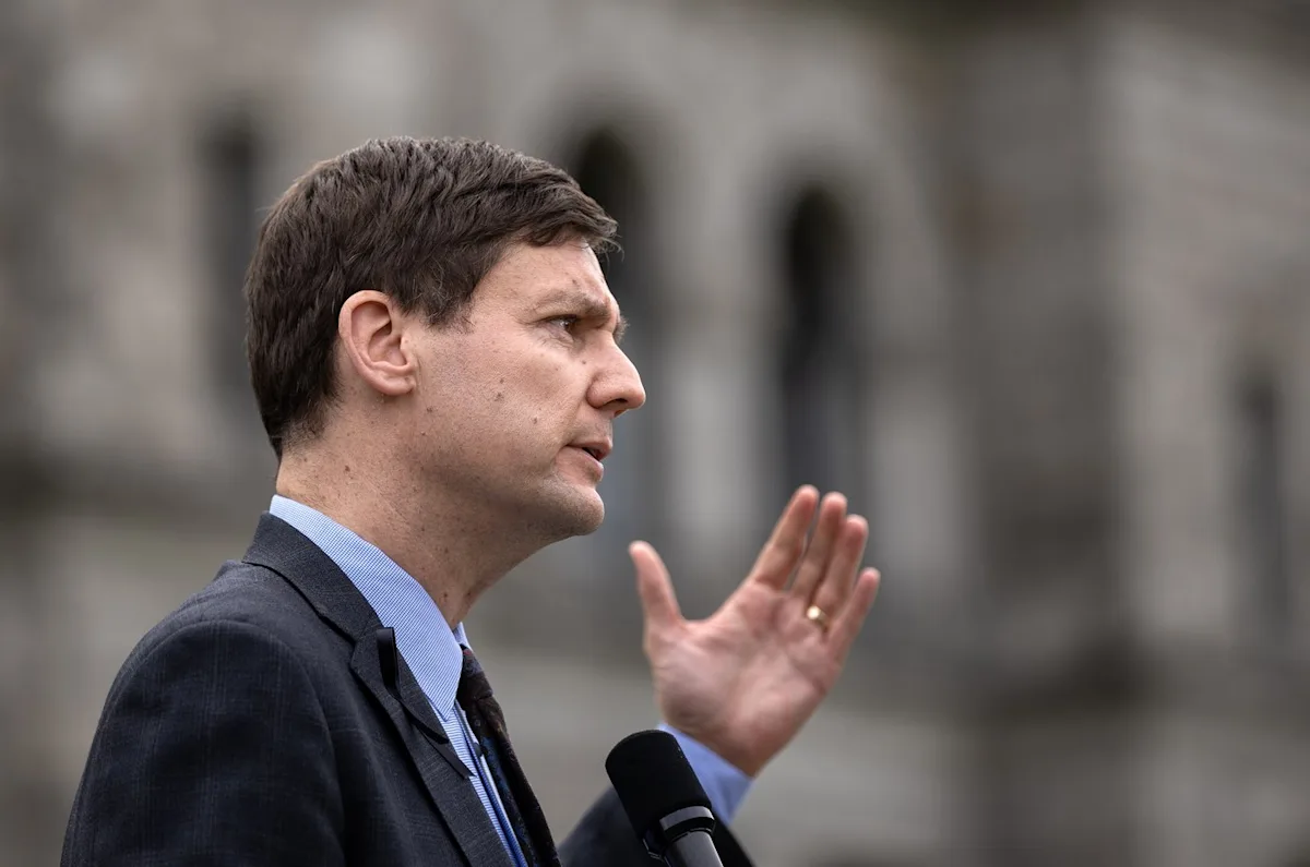David Eby says he doesn’t get why Ottawa is focused on pipeline, not B.C. softwood