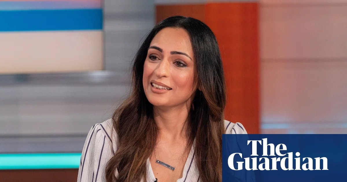 UK influencer met senior officials on state-sponsored tours of Iran, factchecking body finds | UK news
