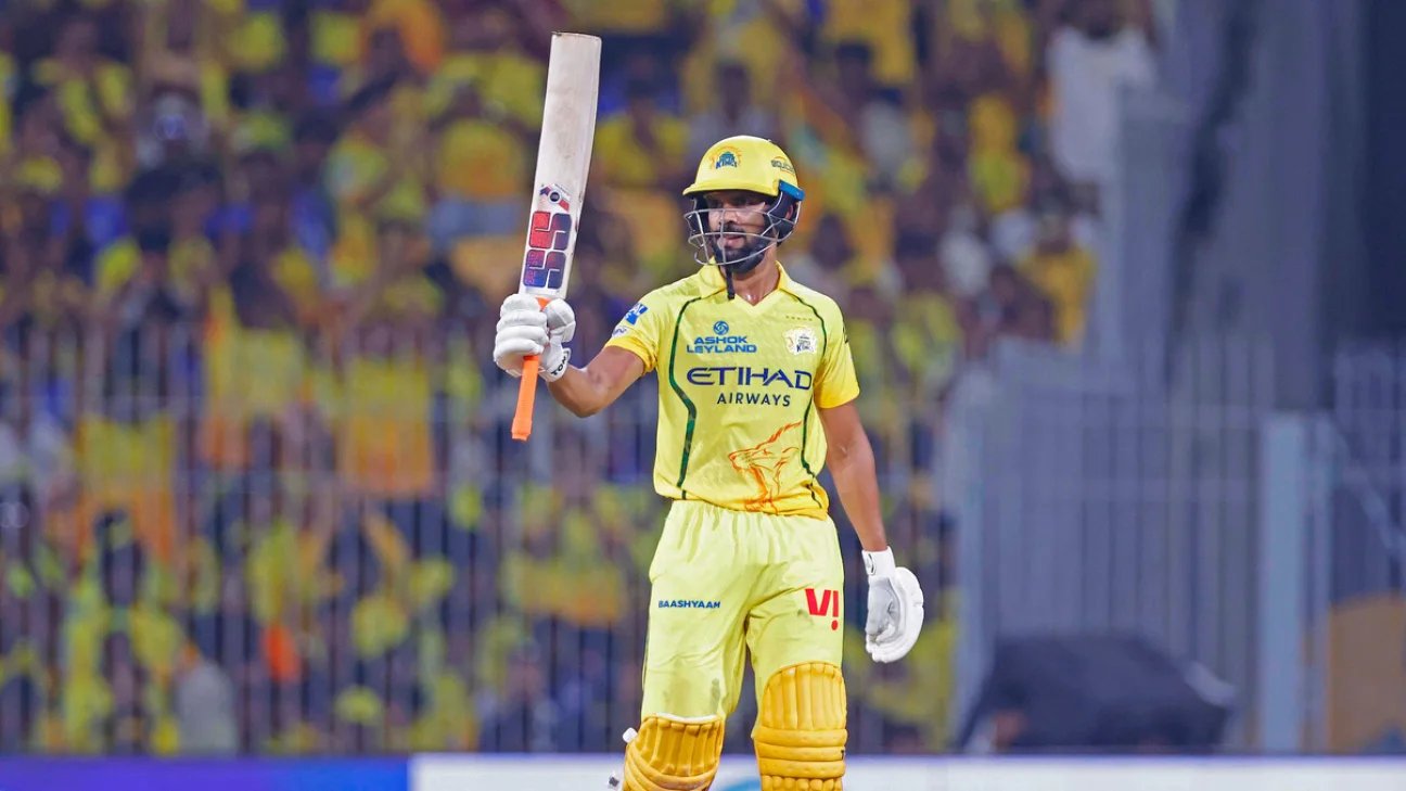 Gaikwad, Kartik, bowlers push MI to the brink of elimination