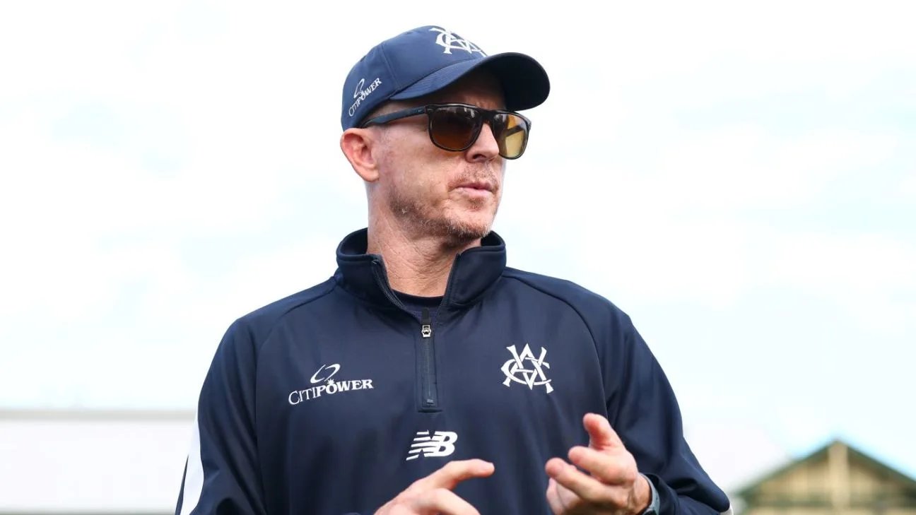 Australia news – Chris Rogers signs two-year extension with Victoria, chasing an elusive Shield title