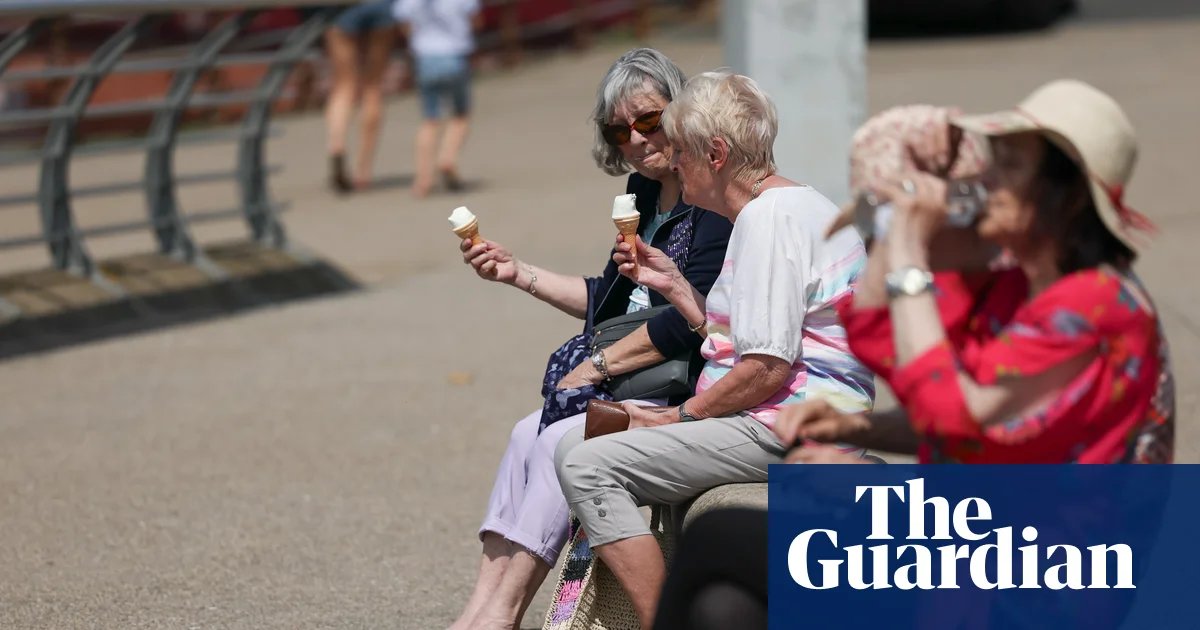 ‘My hospital room is unbearable’: how the heatwave is affecting Britons | UK weather