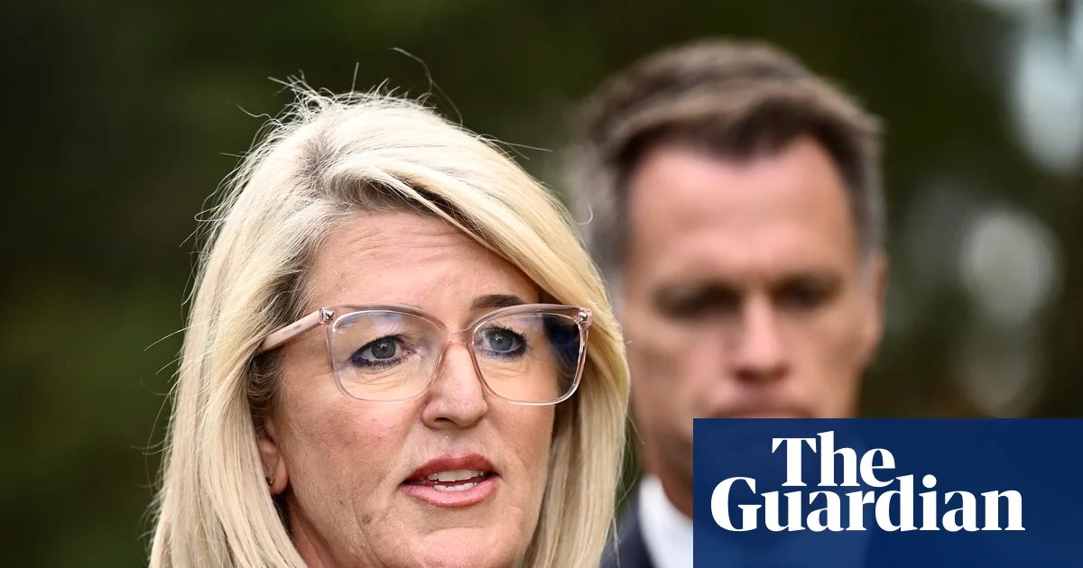 NSW police to avoid mental health incidents under UK model after spate of fatal shootings | Australian police and policing