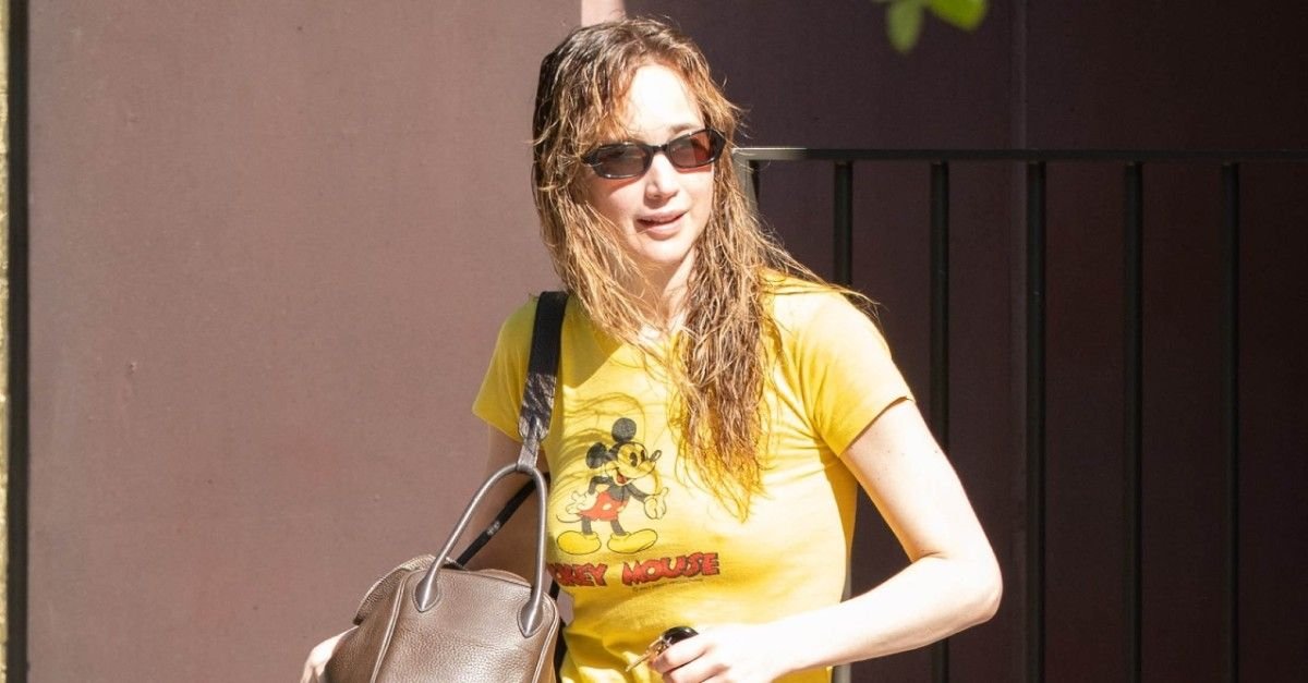 J.Law Wore the $24 Perfume That Makes You Smell Expensive