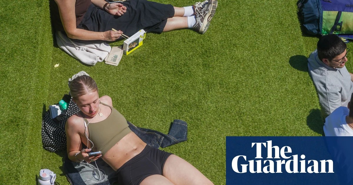 ‘Hotter than Hawaii’: London and East Anglia expected to reach 27C on Friday | UK weather
