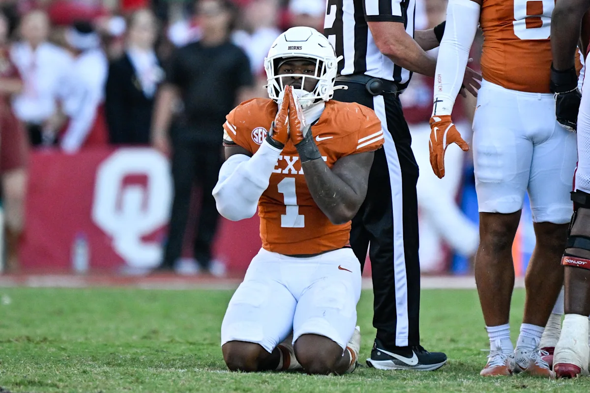 Where do Commanders pick in way-too-early 2027 NFL mock draft?