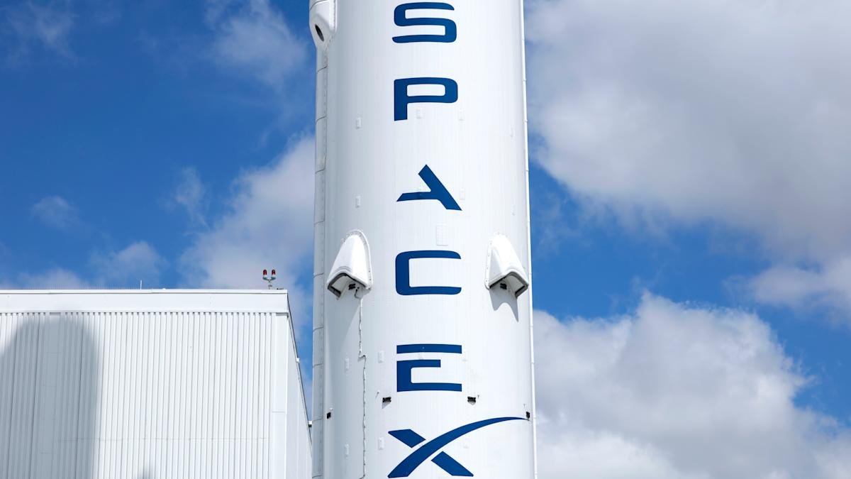 Inside SpaceX’s IPO: Goldman Sachs takes prestigious lead spot while Morgan Stanley plays a major role for retail investors