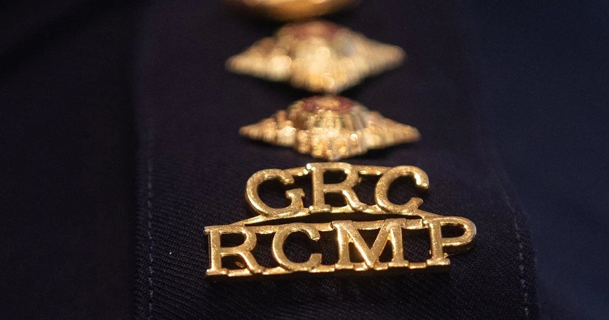 Mounties search for snowmobiler missing in northwestern B.C.