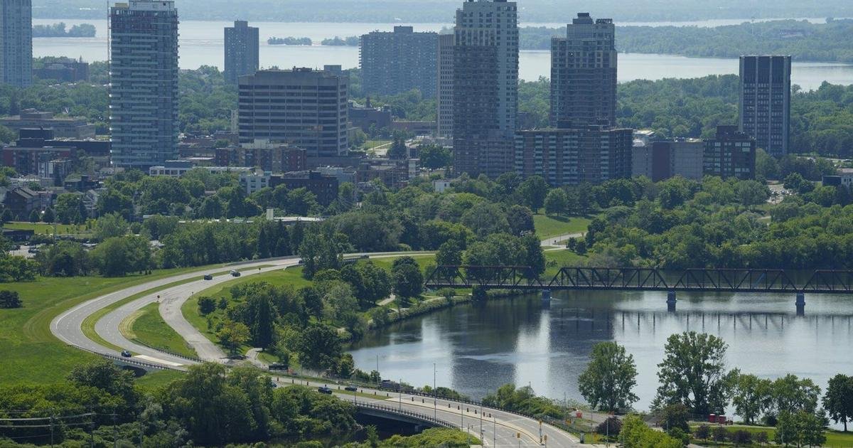 Two-year-old dies after being pulled from Ottawa River: police