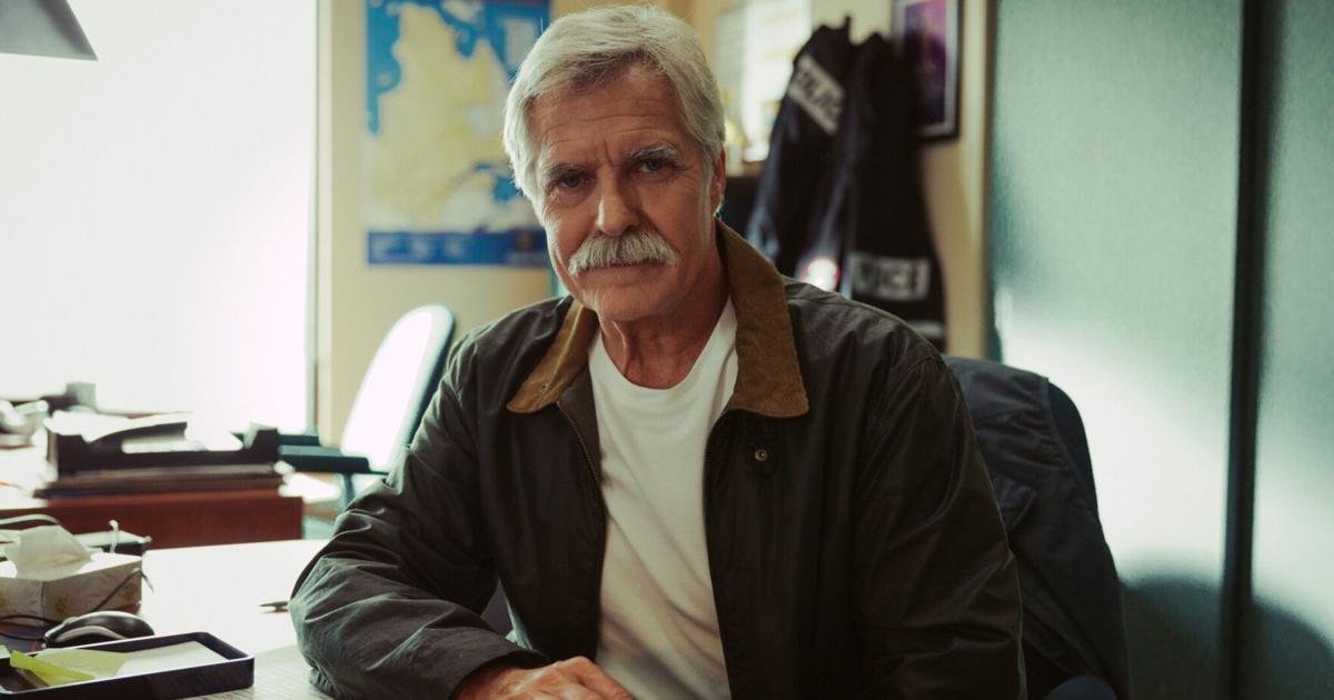 'Bon Cop, Bad Cop' star Henry Czerny on showing his good side and why he admires Leslie Nielsen
