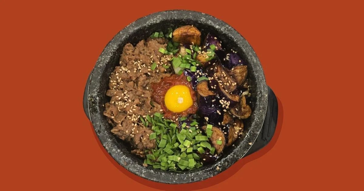 This sizzling Korean rice bowl is the best thing I ate in Toronto this week