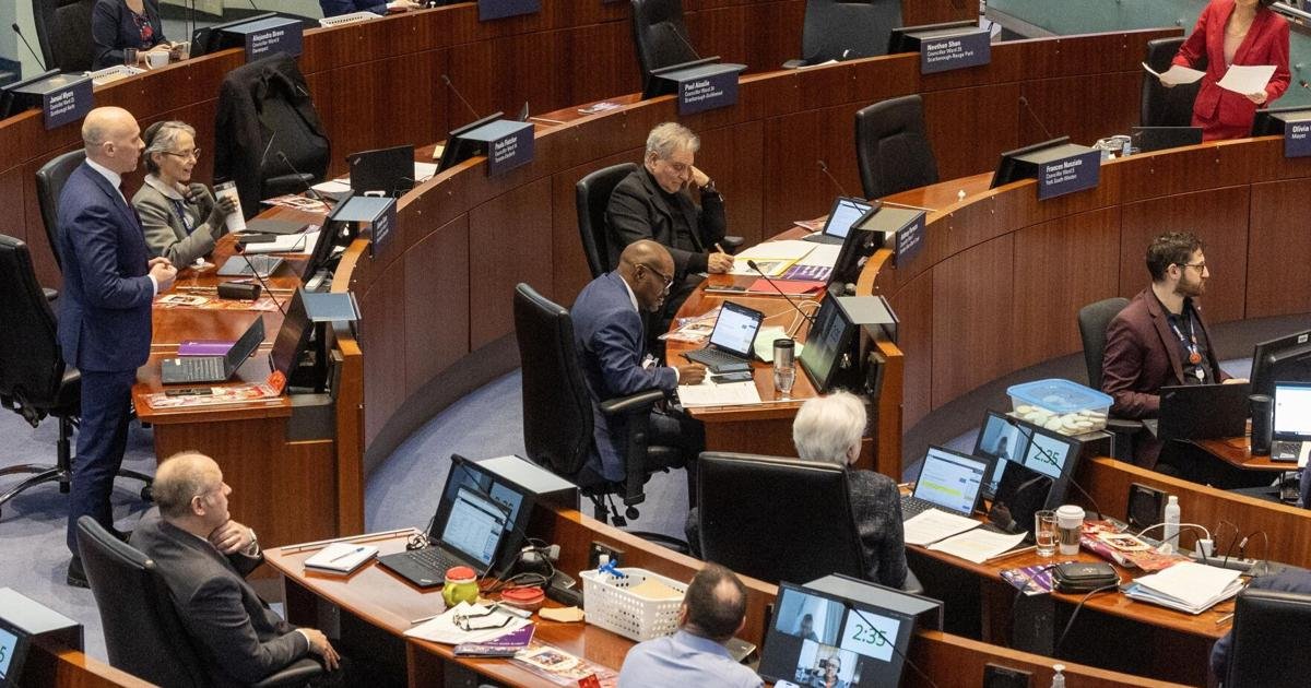 Toronto city council: Billy Bishop, SmartTrack, legal bills