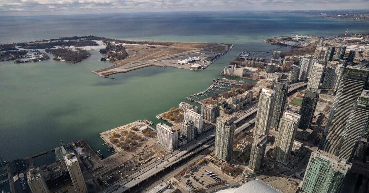 Toronto city council votes down asking Doug Ford for a referendum on Billy Bishop airport expansion