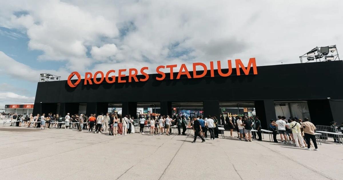 Heading to Bruno Mars at Rogers Stadium? Here's what to expect on GO line closure, rainy forecast and more