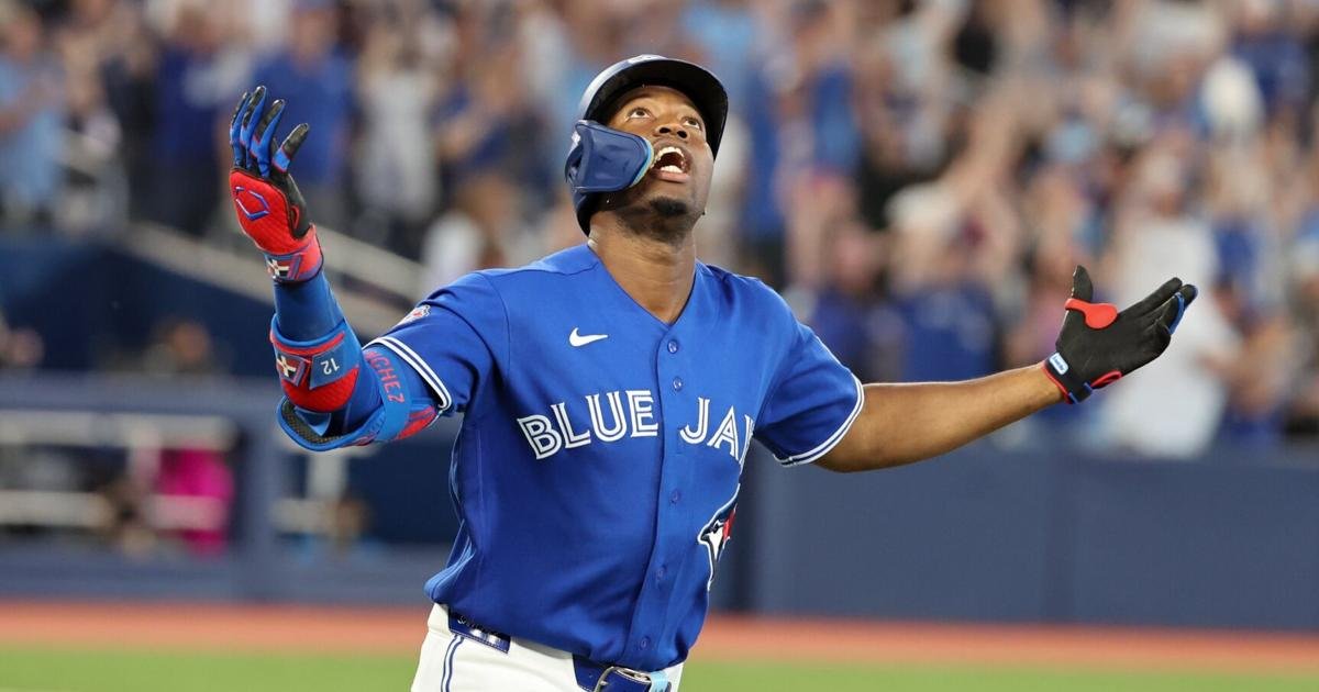 Blue Jays vs. Marlins: Sanchez grand slam caps six-run sixth