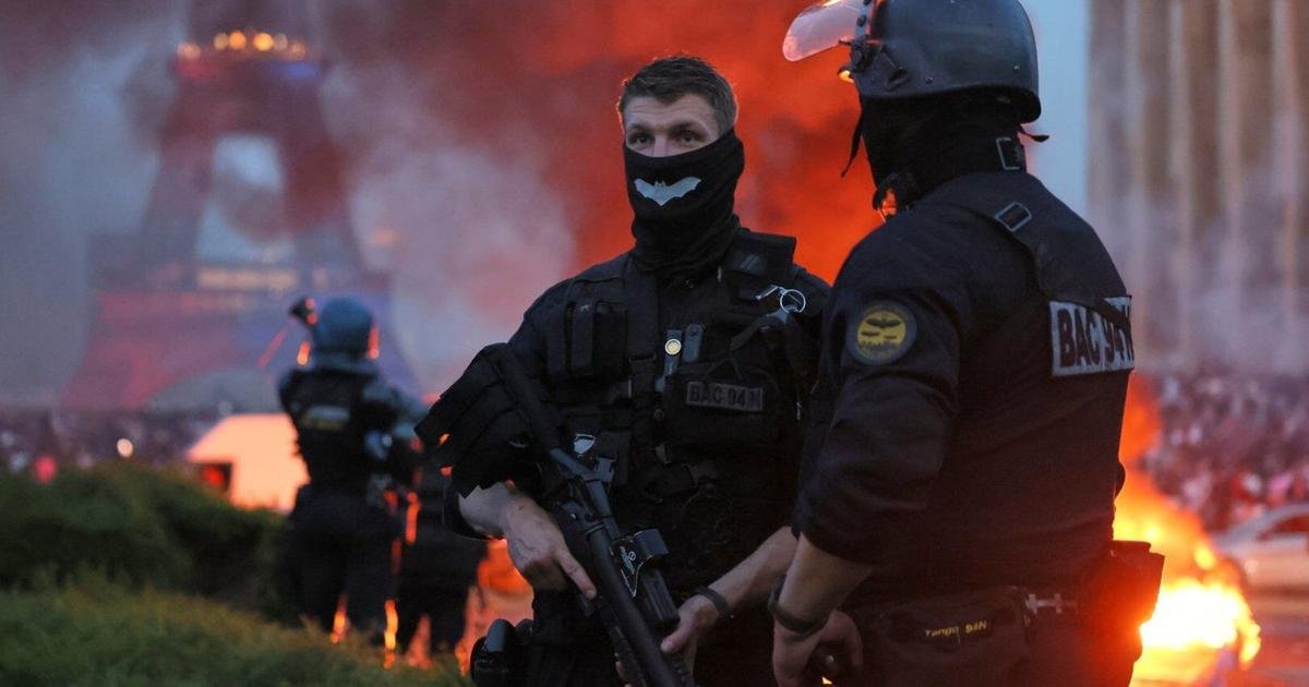 Paris police detain dozens after violence erupts during celebrations of PSG’s Champions League title