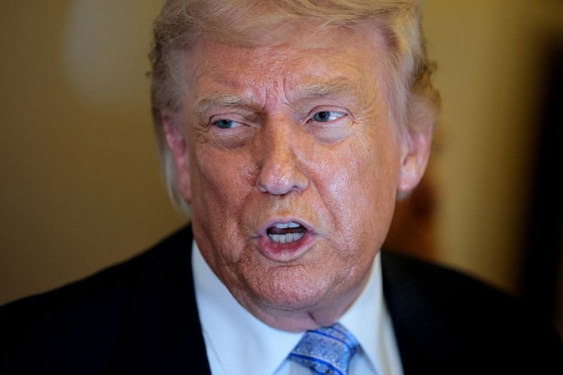 Trump tells Fed to consider fintech access to payment accounts