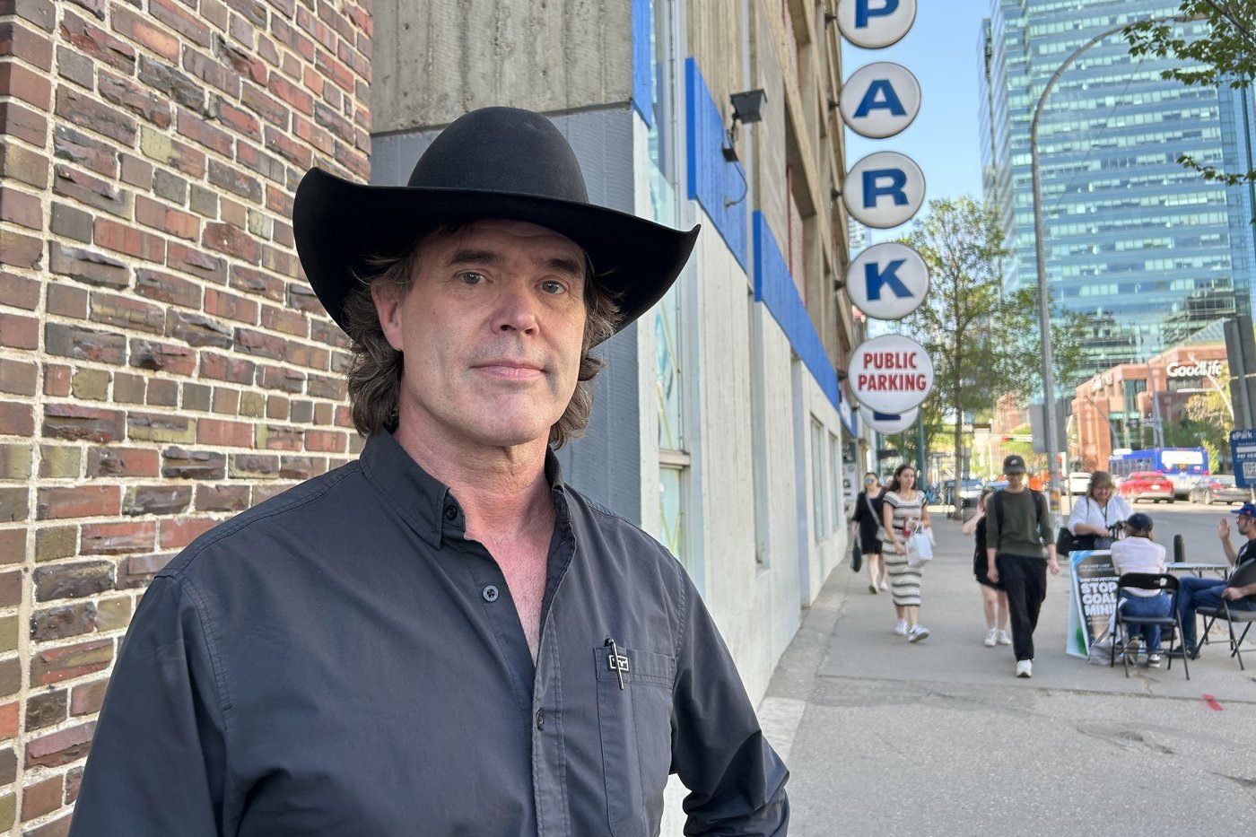 Corb Lund’s Alberta anti-coal petition enters homestretch amid separatism