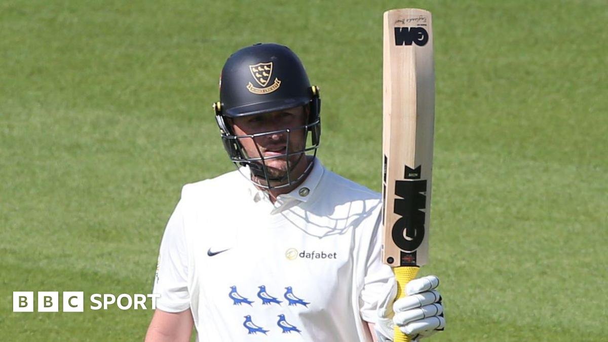 County Championship: Ollie Robinson’s century helps Sussex rally against Surrey