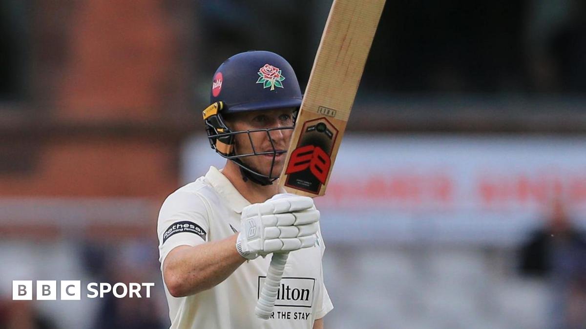 Lancashire: Luke Wells signs new deal until end of 2028