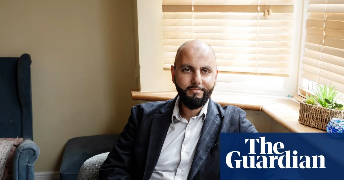 Lawyer who represented Hamas in court says UK police falsely listed him as member of group | Law