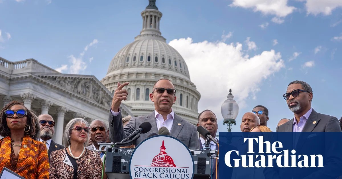 ‘A Jackie Robinson moment’: Jeffries echoes NAACP calls for college sports boycott over voting rights | College sports