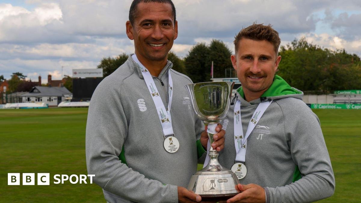 Leicestershire: Head coach Alfonso Thomas assistant coach James Taylor sign new deals