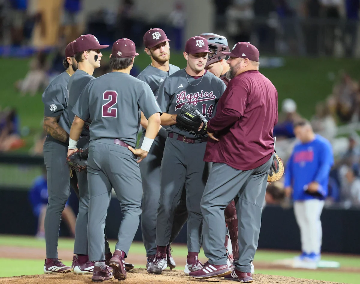 Texas A&M star freshman infielder will miss Game 1 vs. Ole Miss