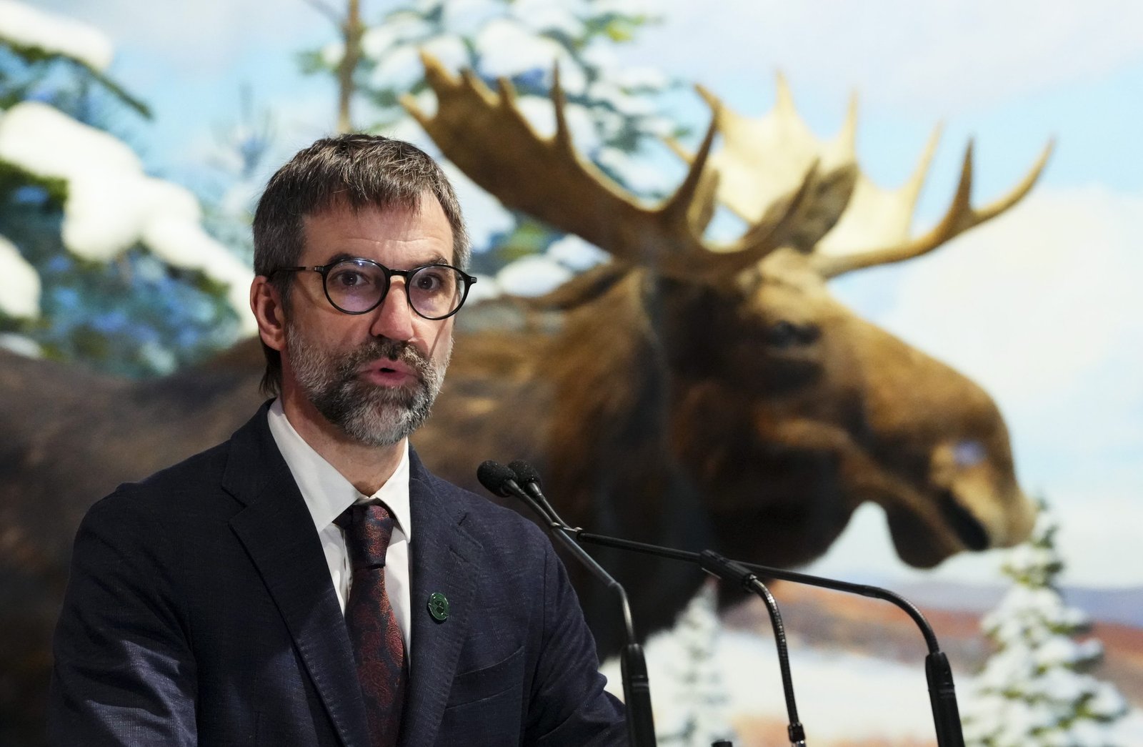 Carney thanks Steven Guilbeault for his service ahead of MP’s resignation