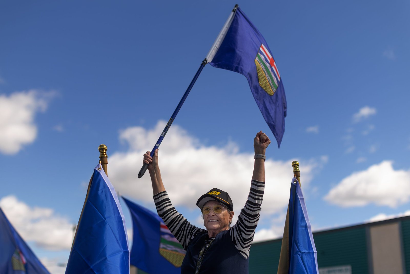 Right-leaning media voices react to Alberta court ruling on independence vote, ‘gotcha-style’ media sting
