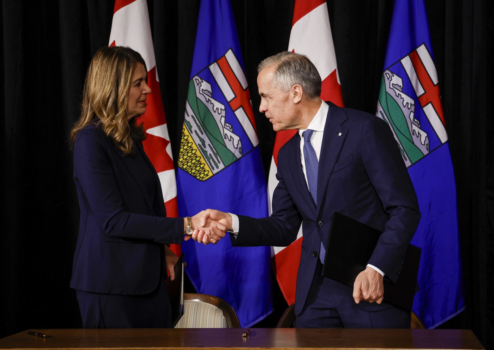Ottawa-Alberta carbon price deal brings some market certainty but no climate guarantees