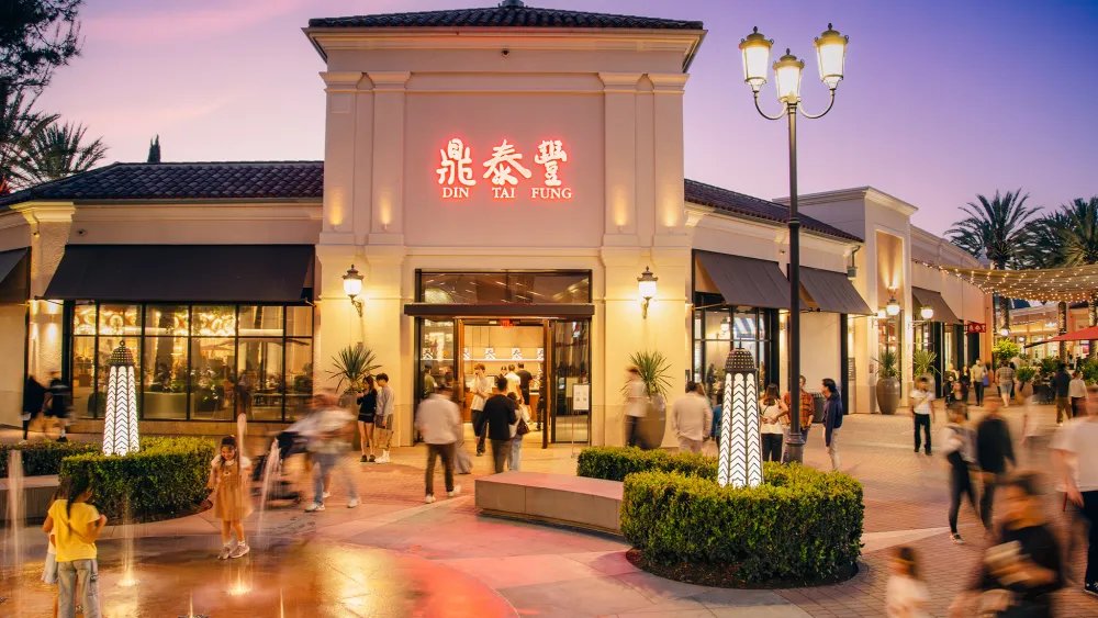Food and Beverage On the Menu at Irvine Company Retail Properties