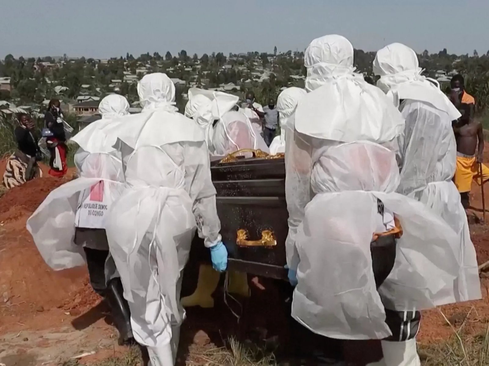 Doctor buried after he died treating Ebola patients in DRC | News