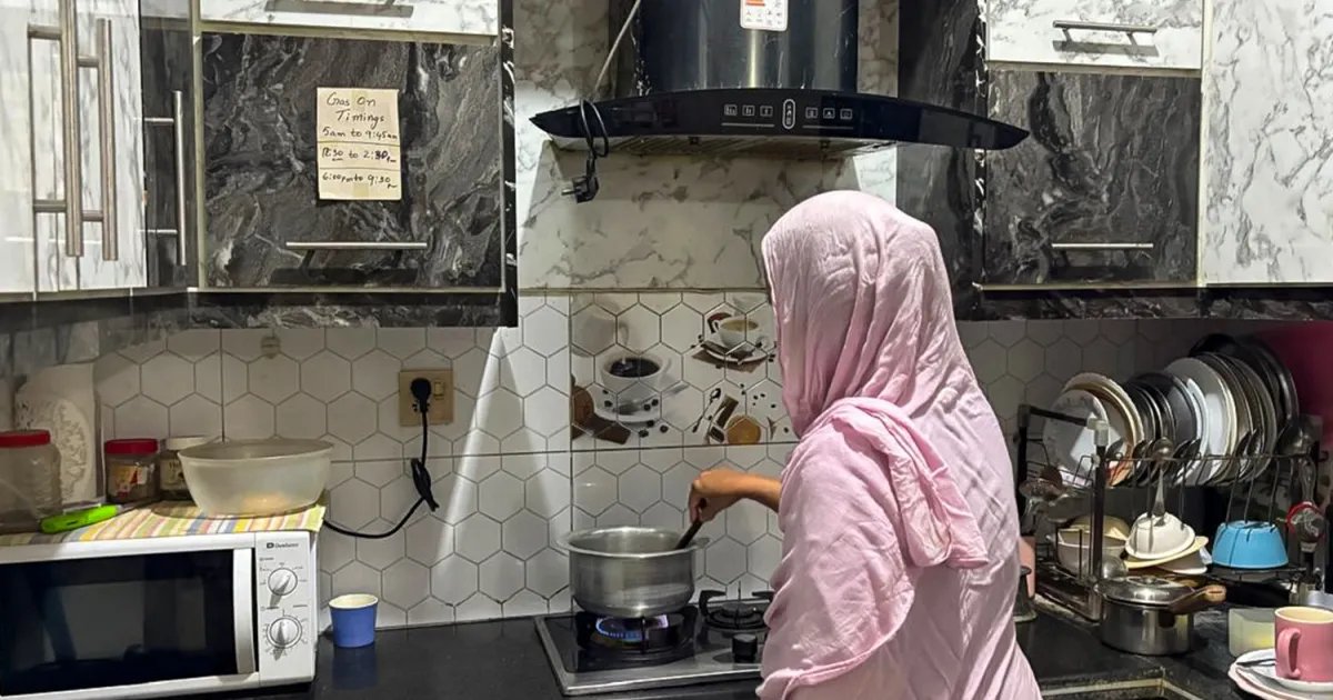 ‘Whole morning revolves around gas’: Pakistan’s fuel crisis enters kitchens | Women News