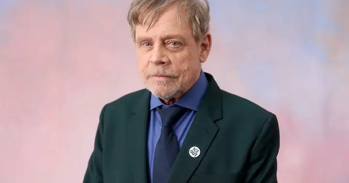 White House calls Mark Hamill ‘sick’ for posting AI image of Trump in grave – National