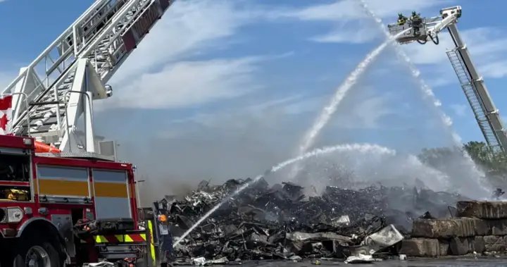 Lithium-ion batteries spark yet another fire in Toronto, chief says in warning – Toronto