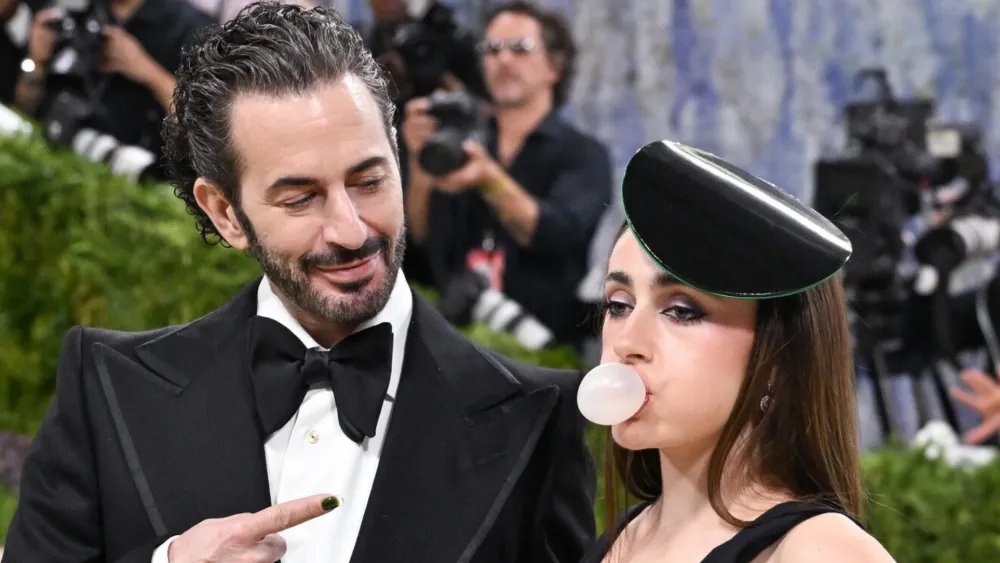 Rachel Sennott Debuts Marc Jacobs Beauty Preview at 2026 Met Gala