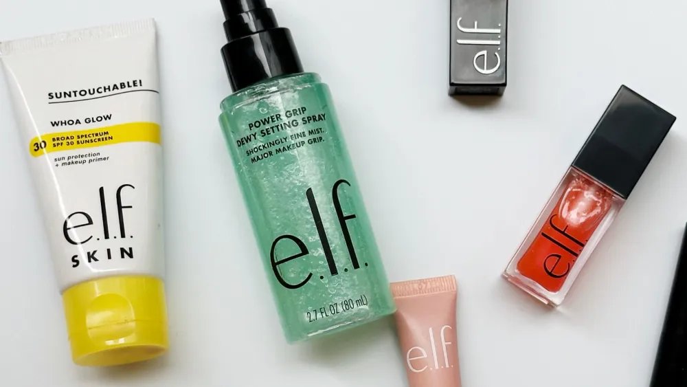 E.l.f. Beauty Beats Q4 Estimates, Projects Strong Growth