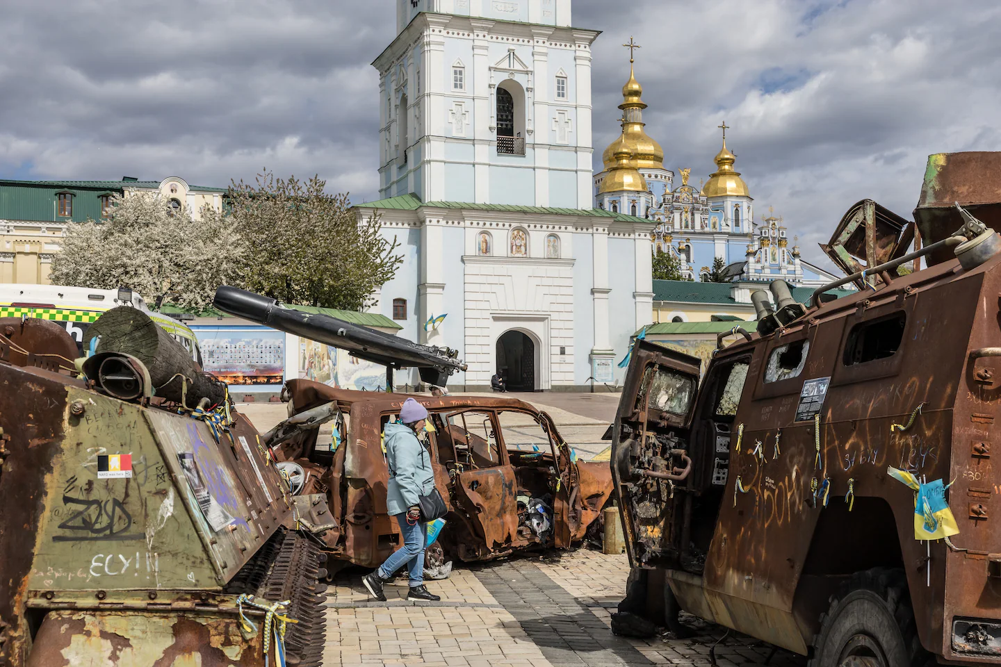 Ukraine turns war into a video game, with points and prizes for kills