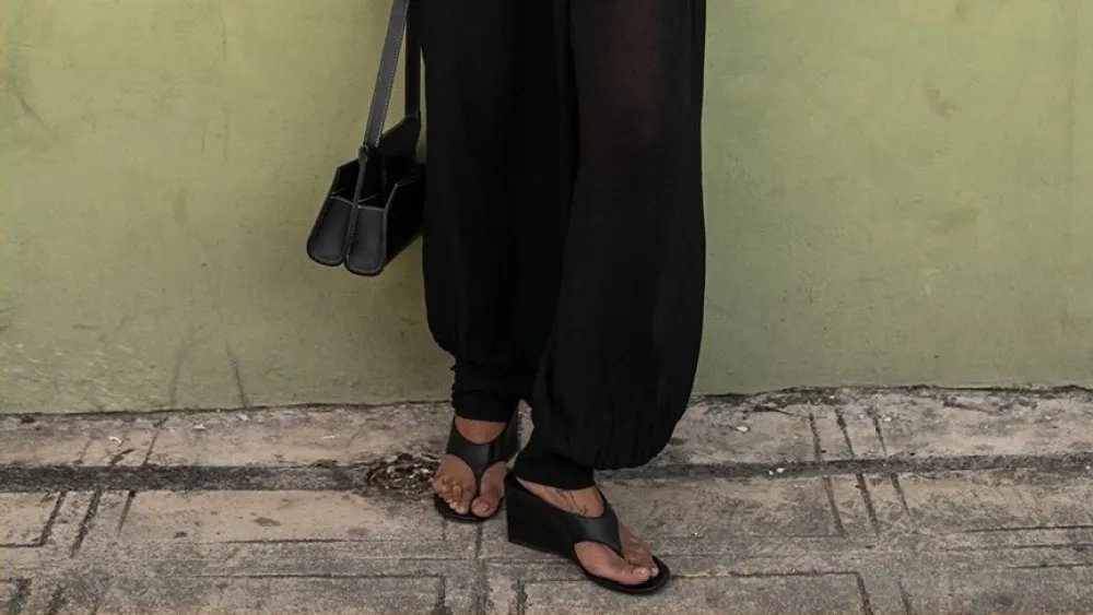 Wedge Sandals Take Over as Summer 2026’s Top Throwback Shoe Trend
