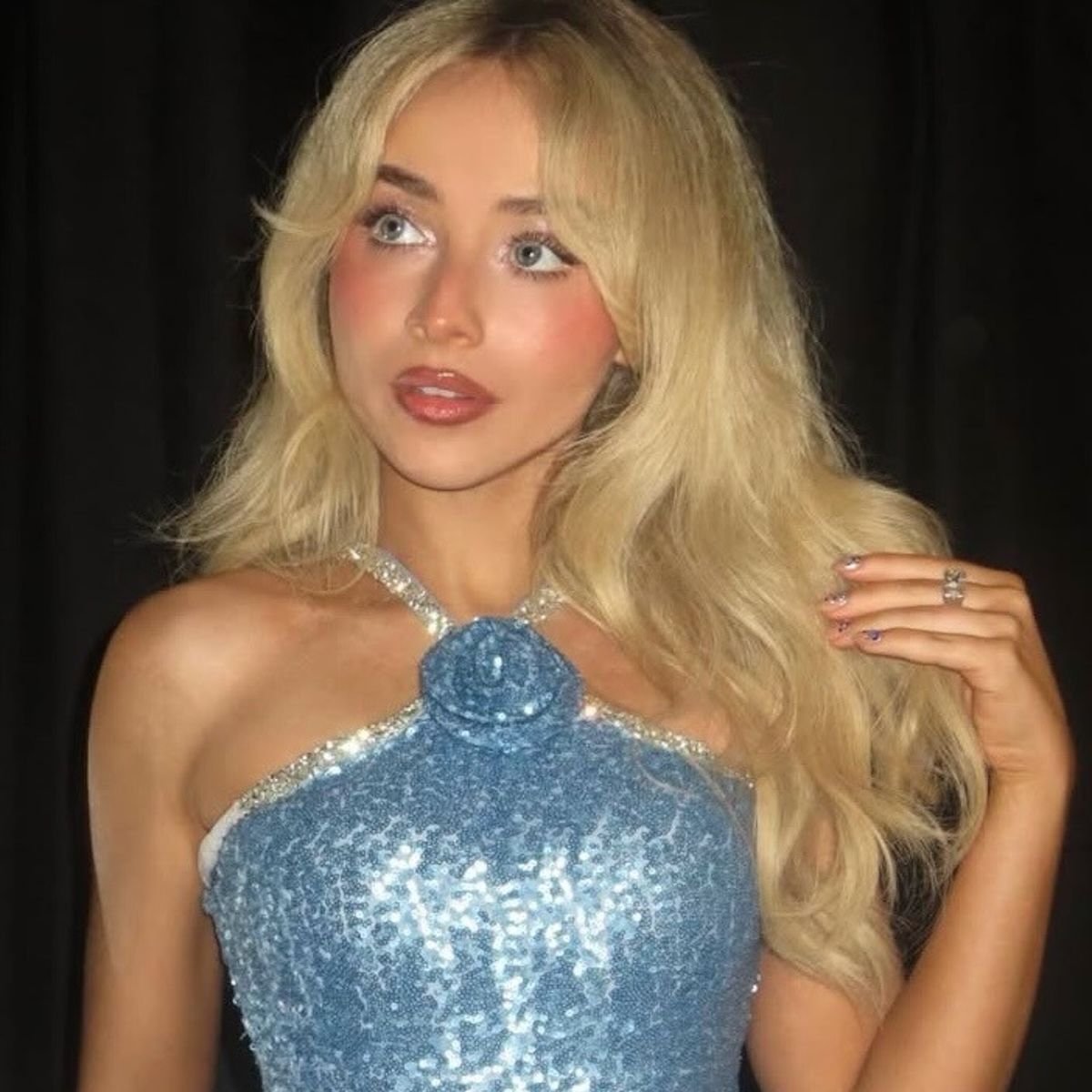 Sabrina Carpenter’s *Exact* Makeup Products, Revealed