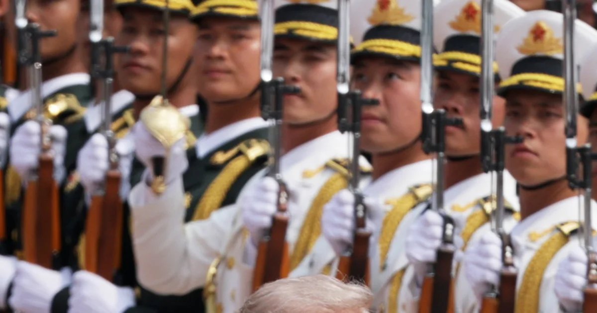 Honor guard welcomes Trump elaborate arrival ceremony