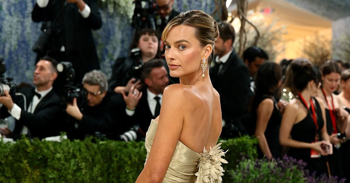 Margot Robbie Wore Her First Chanel Met Gala Dress Designed by Matthieu Blazy