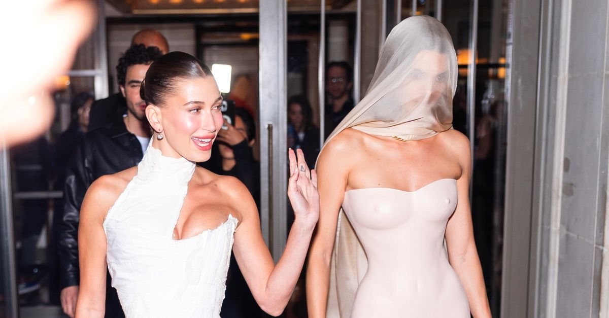 Kendall Jenner Changed Into a Second GapStudio Look for the Met Gala After-Parties