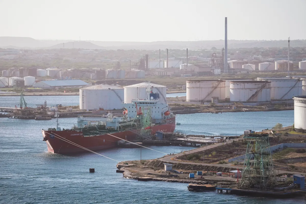 Oil prices fall after Iran state media says deal with US would include restored Hormuz shipping, end to US naval blockade
