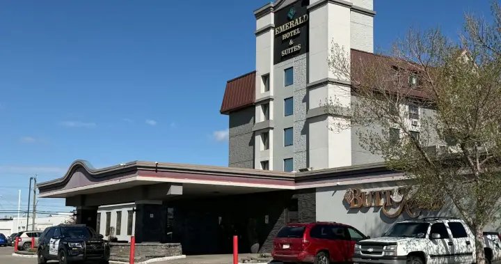 Police investigating suspicious death at Sunridge hotel – Calgary