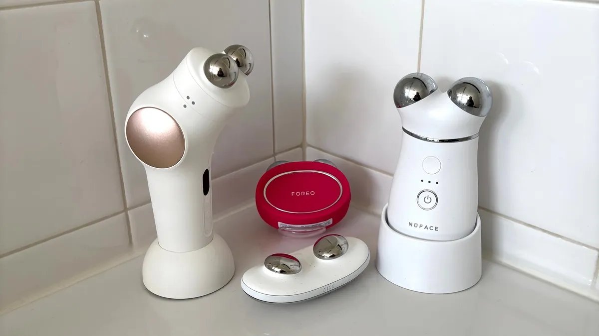 Microcurrent Devices: Do They Work and Are They Worth It? We Asked Skin Experts