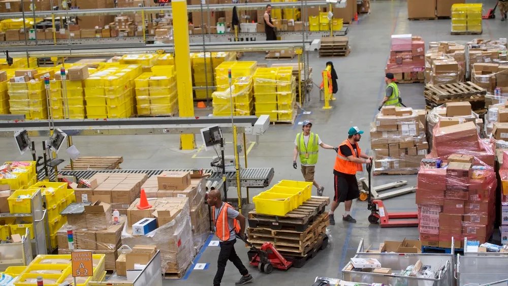 Peak Season Fulfillment Challenges: Insights for 2026 Success