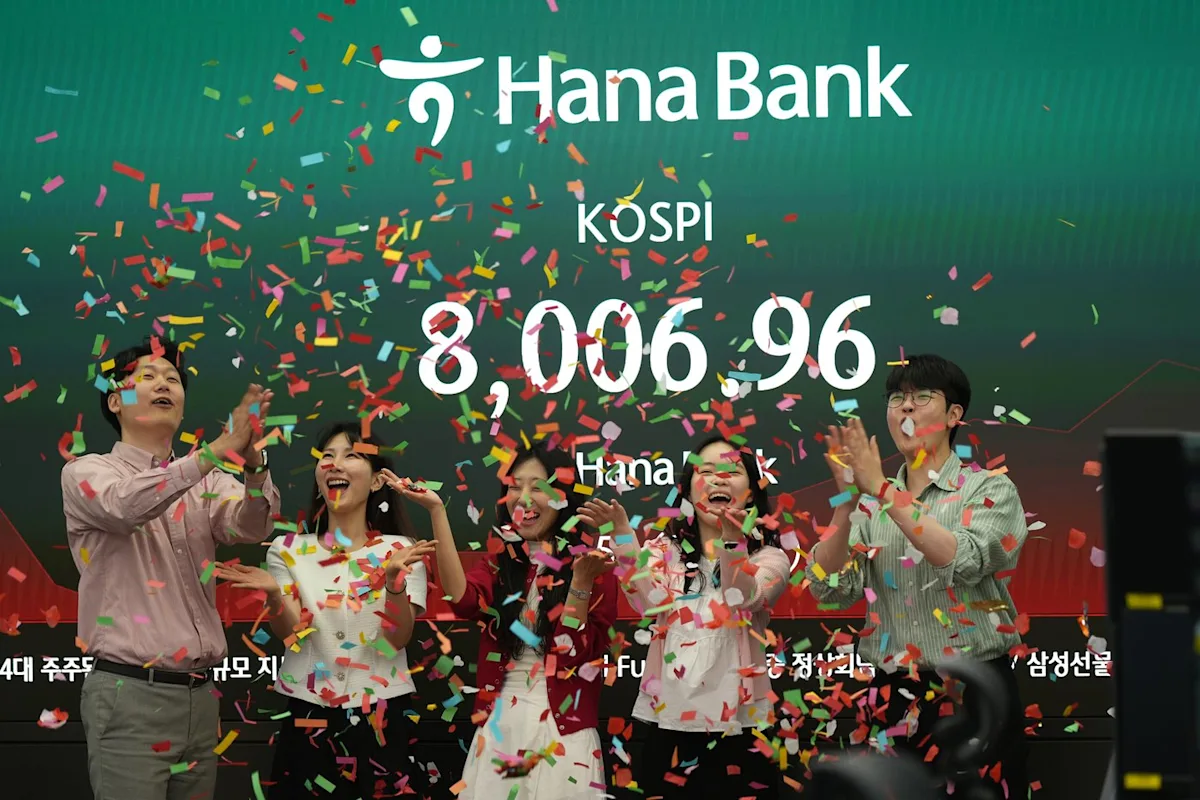 World shares are lower after South Korea’s Kospi hits records, as Trump wraps up Beijing trip