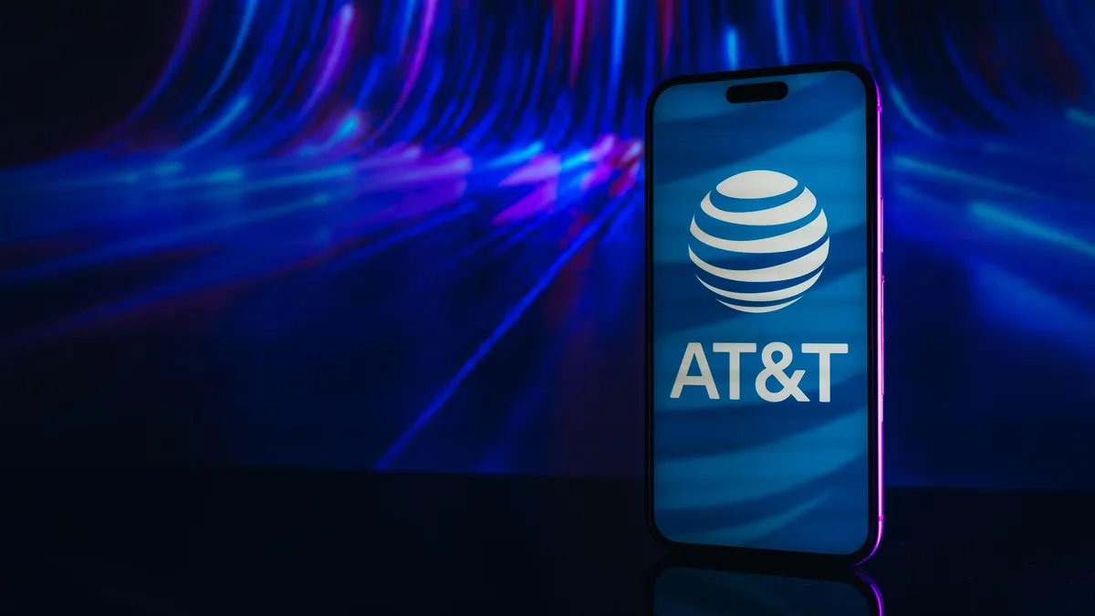 Making Sense of AT&T’s Hiked Prices for Legacy Phone Plans