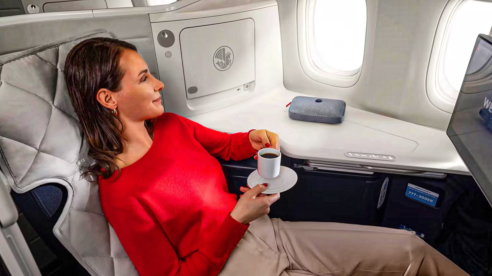 6 Airlines Home To The World’s Most Superior Business Class Seats In 2026